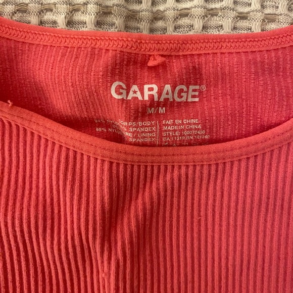 Garage Seamless Tank Top - Picture 3 of 3